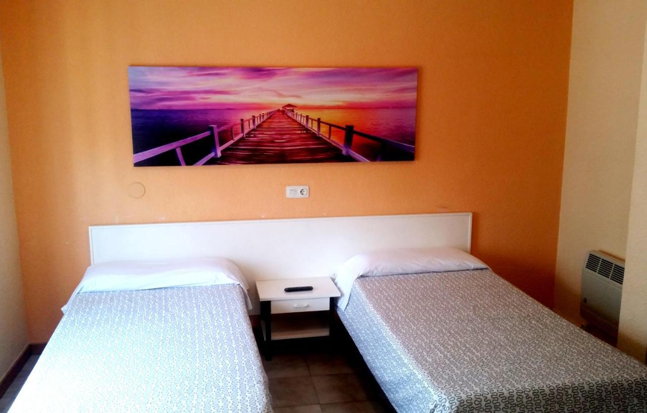 Hostal Isla Playa Bagian luar foto