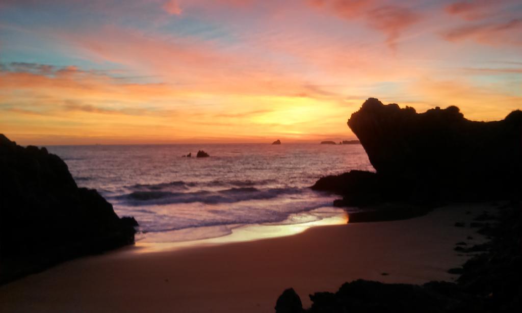 Hostal Isla Playa Bagian luar foto