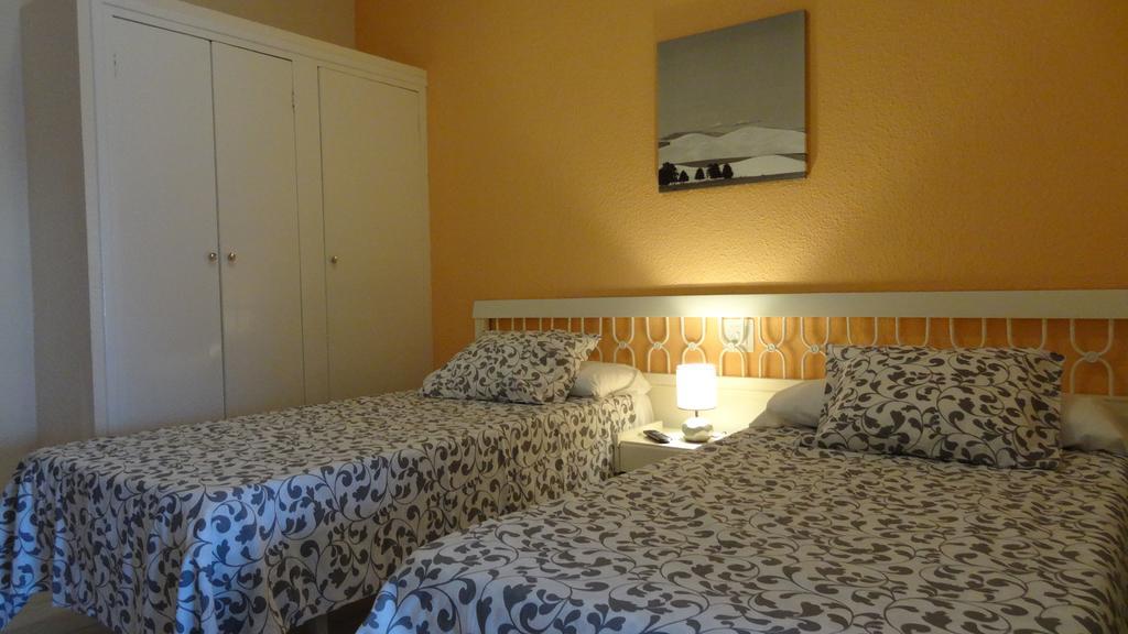 Hostal Isla Playa Bagian luar foto