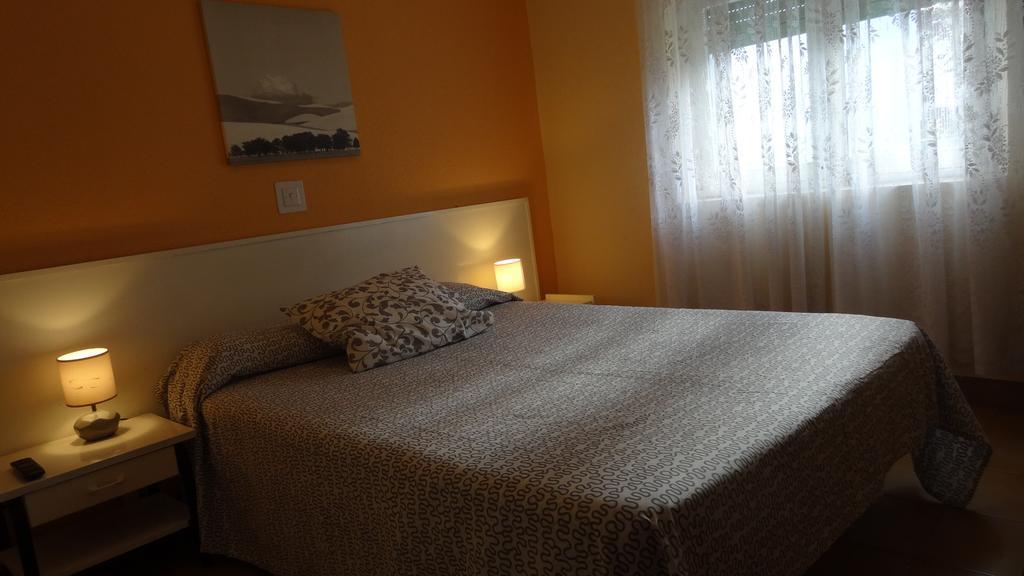 Hostal Isla Playa Bagian luar foto